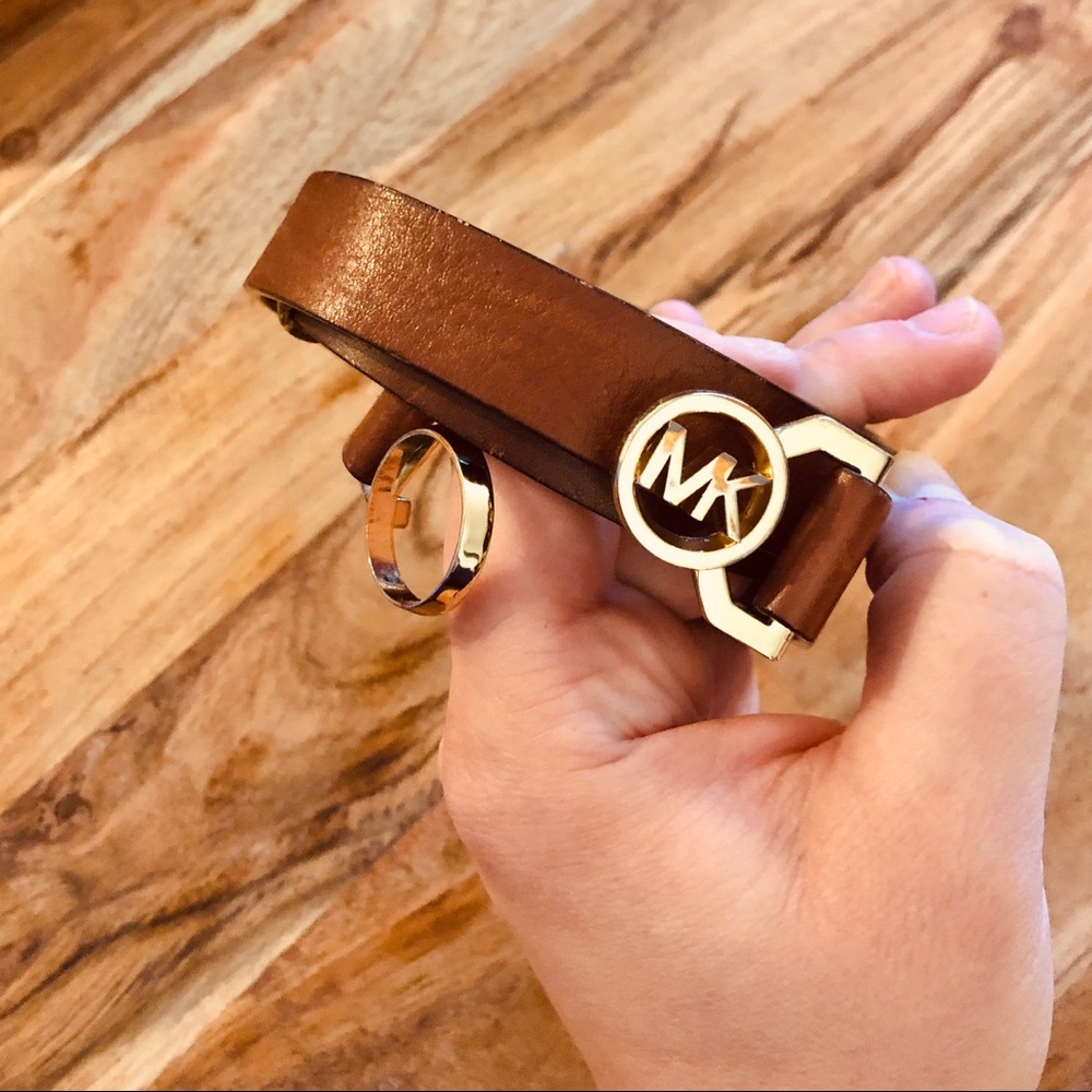 Michael Kors leather belt
